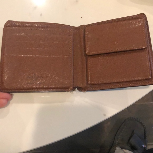 Men’s wallet - Picture 2 of 8